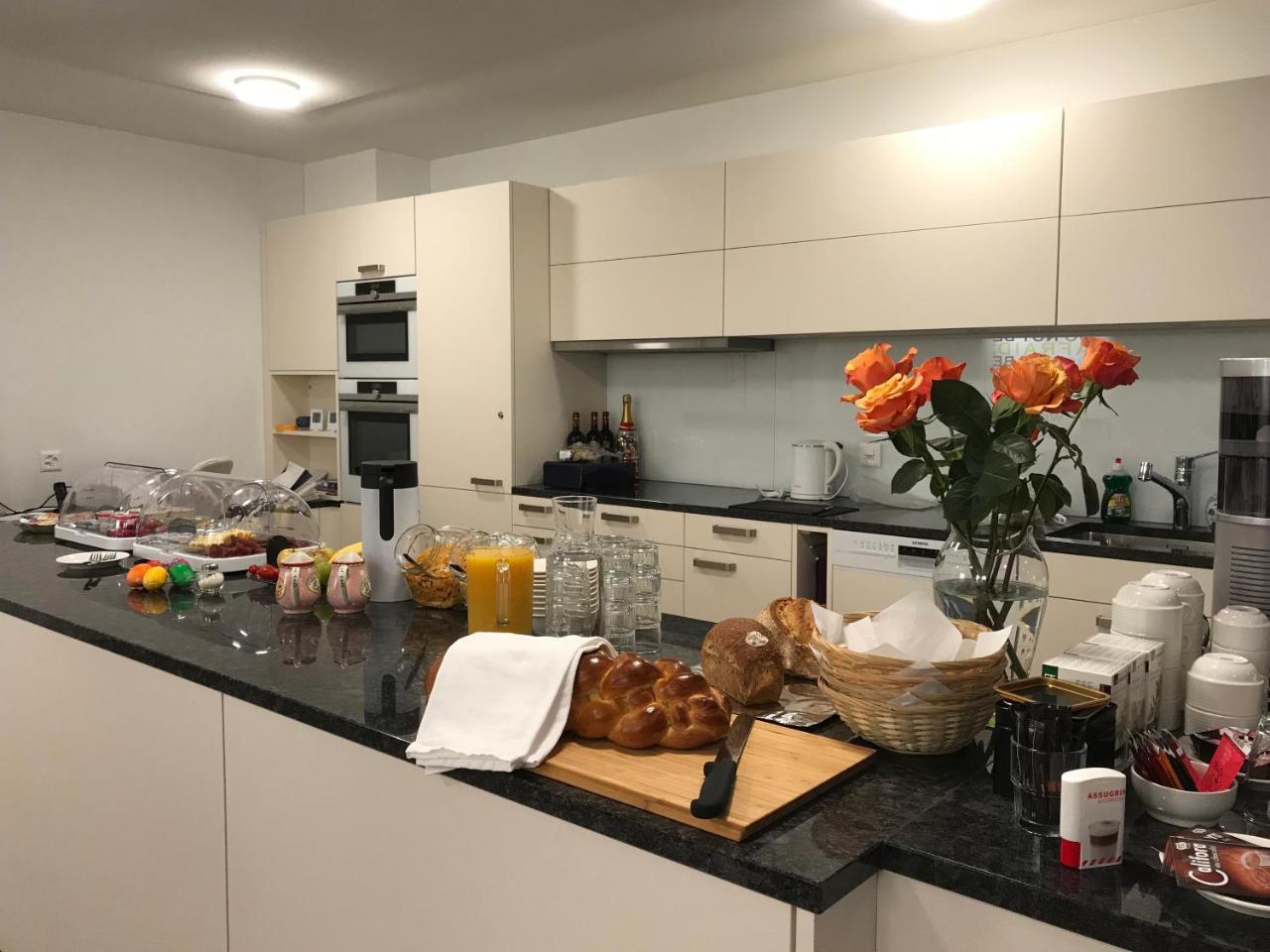 Bed & Breakfast Oasee Jona Екстер'єр фото